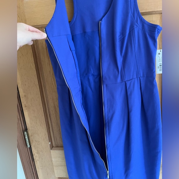 **donated** NWT Worthington Royal Blue Full Zip Tulip Hem Dress - Picture 9 of 9